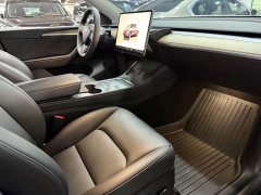 Tesla Model Y Rear-Wheel Drive - ფოტო 11