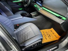 BMW 5 Series 530Li Luxury M Sport Package - ფოტო 14