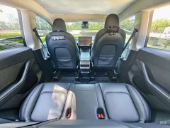 Tesla Model Y Long Range All-Wheel Drive - ფოტო 6