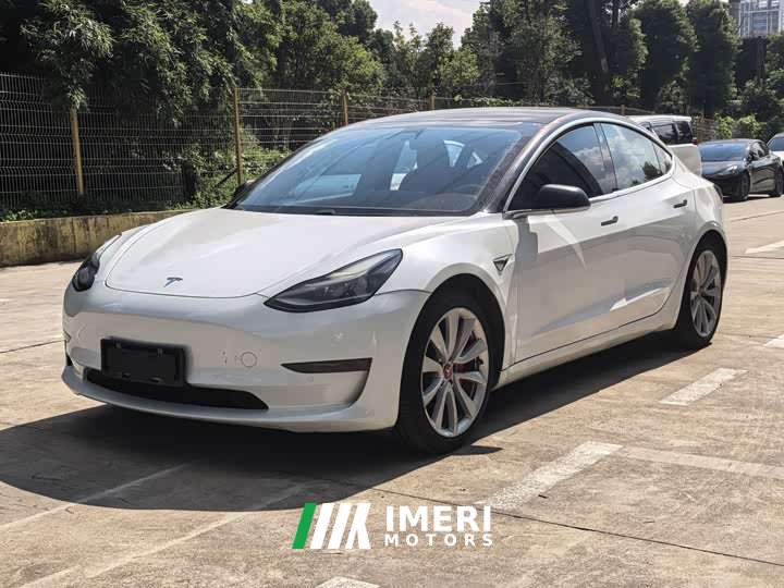 Tesla Model 3 Long Range Rear-Wheel Drive