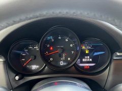 Porsche 2021 Macan 2.0T - ფოტო 14