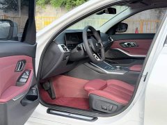 BMW 3 Series 325Li M Sport Package - ფოტო 4