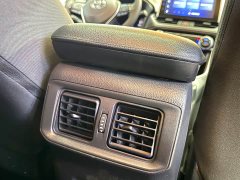 Toyota RAV4 2.0L CVT FWD Style Edition - ფოტო 18