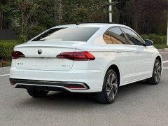 Volkswagen Bora 200TSI DSG Comfort Pro - ფოტო 14