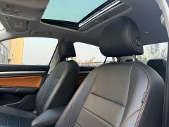 Volkswagen Bora 200TSI DSG Comfort Pro - ფოტო 5