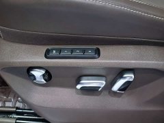 Volkswagen Viloran 380TSI Prestige - ფოტო 8