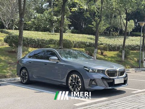 2024 BMW 5 Series 530Li Luxury M Sport Package - ავტომობილი ჩინეთიდან