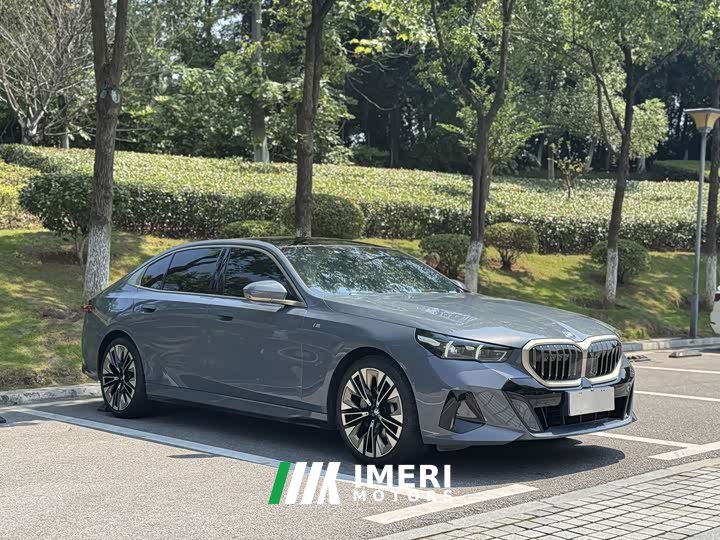 BMW 5 Series 530Li Luxury M Sport Package