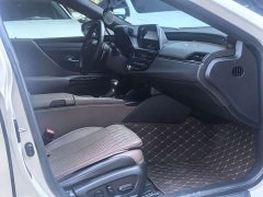 Lexus ES 200 Premium Edition - ფოტო 12