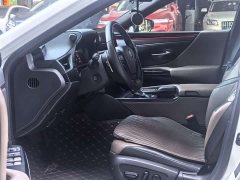 Lexus ES 200 Premium Edition - ფოტო 5