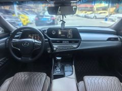 Lexus ES 200 Premium Edition - ფოტო 7