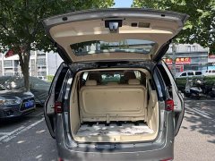 Buick GL8 Land Business Class Intelligent Premium Edition - ფოტო 14