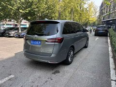 Buick GL8 Land Business Class Intelligent Premium Edition - ფოტო 4