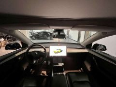 Tesla Model Y Rear-Wheel Drive - ფოტო 4