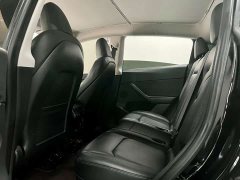 Tesla Model Y Rear-Wheel Drive - ფოტო 5