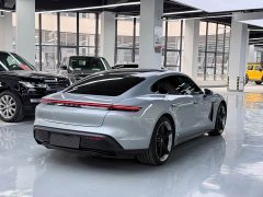 Porsche Taycan - ფოტო 11