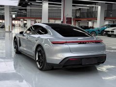 Porsche Taycan - ფოტო 9