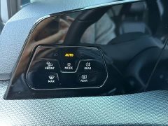 Volkswagen Golf 300TSI R-Line - ფოტო 11