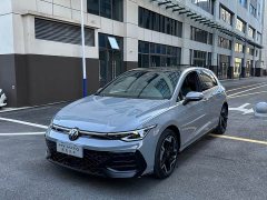 Volkswagen Golf 300TSI R-Line - ფოტო 3
