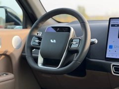 Li Auto L7 Pro Smart Refresh Edition - ფოტო 18