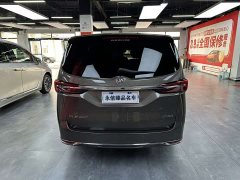 Buick GL8 Land Business Class 652T Luxury - ფოტო 5