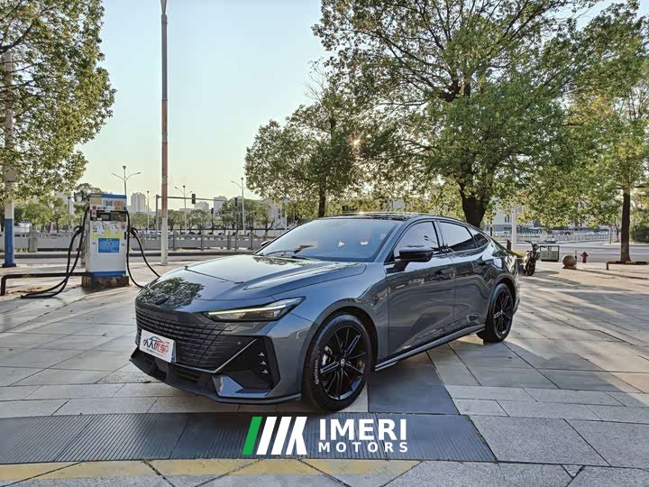 Changan UNI-V 1.5T Premium