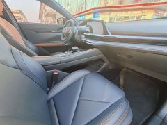 Changan UNI-V 1.5T Premium - ფოტო 15