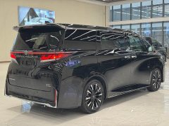 Toyota Vellfire 2024 Crown Hybrid 2.5L Premium Edition - ფოტო 12