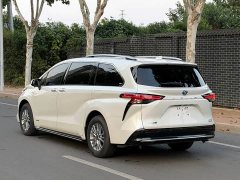 Toyota Sienna 2021 2.5L Hybrid Premium Edition - ფოტო 5