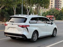Toyota Sienna 2021 2.5L Hybrid Premium Edition - ფოტო 6