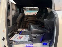 Toyota Sienna 2021 2.5L Hybrid Premium Edition - ფოტო 8