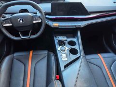 Changan UNI-V 1.5T Premium - ფოტო 9