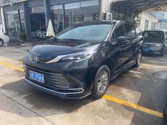 Toyota Sienna 2021 2.5L Hybrid Premium Edition - ფოტო 2