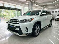 Toyota Highlander 2021 2.0T AWD Luxury 7-Seater - ფოტო 1