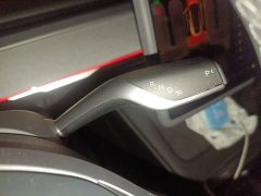Tesla Model Y Rear-Wheel Drive - ფოტო 10