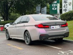 BMW 5 Series 525Li M Sport Package - ფოტო 4
