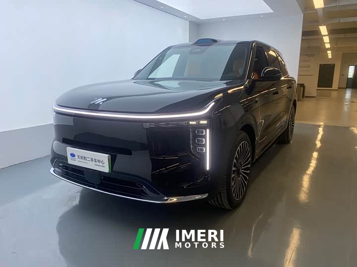 IM Motors Zhiji LS8 52 Max Luxury Six-Seater - ავტომობილი ჩინეთიდან
