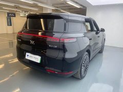 IM Motors Zhiji LS8 52 Max Luxury Six-Seater - ფოტო 16