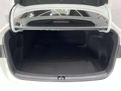 Toyota Corolla 1.8L CVT Luxury - ფოტო 17