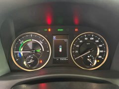 Toyota Vellfire 2021 Crown Hybrid 2.5L HV Luxury Edition - ფოტო 10