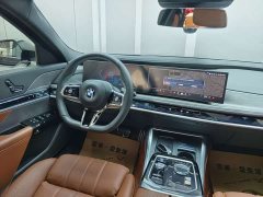 BMW 7 Series 2023 Facelift 740Li Luxury M Sport Package - ფოტო 11