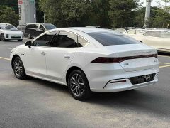 BYD Qin PLUS EV 400KM Luxury - ფოტო 4