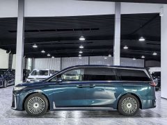 Voyah Lantu Dreamchaser PHEV AWD Flagship Kunpeng Edition - ფოტო 3