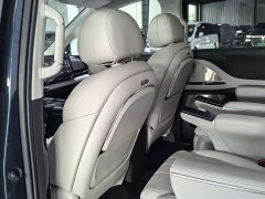Voyah Lantu Dreamchaser PHEV AWD Flagship Kunpeng Edition - ფოტო 6