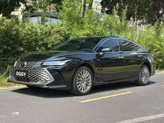 Toyota Camry Hybrid 2.5L XLE Premium - фото 1