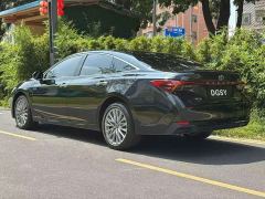 Toyota Camry Hybrid 2.5L XLE Premium - фото 2