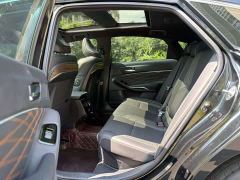 Toyota Camry Hybrid 2.5L XLE Premium - фото 7