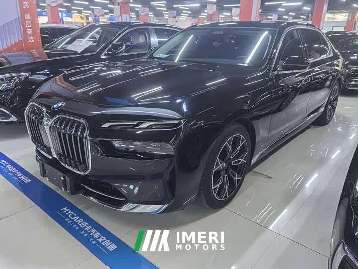 BMW 7 Series 2023 740Li Luxury M Sport Package - ავტომობილი ჩინეთიდან