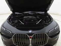 BMW 7 Series 2023 740Li Luxury M Sport Package - ფოტო 2