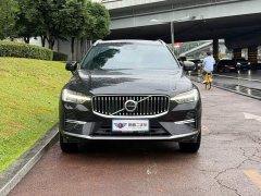 Volvo XC60 B5 AWD Smart Luxury Edition - ფოტო 2